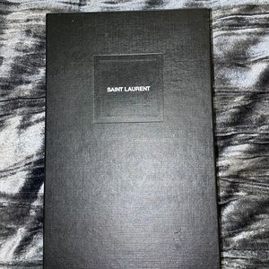 YSL WALLET ON CHAIN GREAT CONDITION SOME MINOR WEAR INSIDE PLEASE SEE PICS